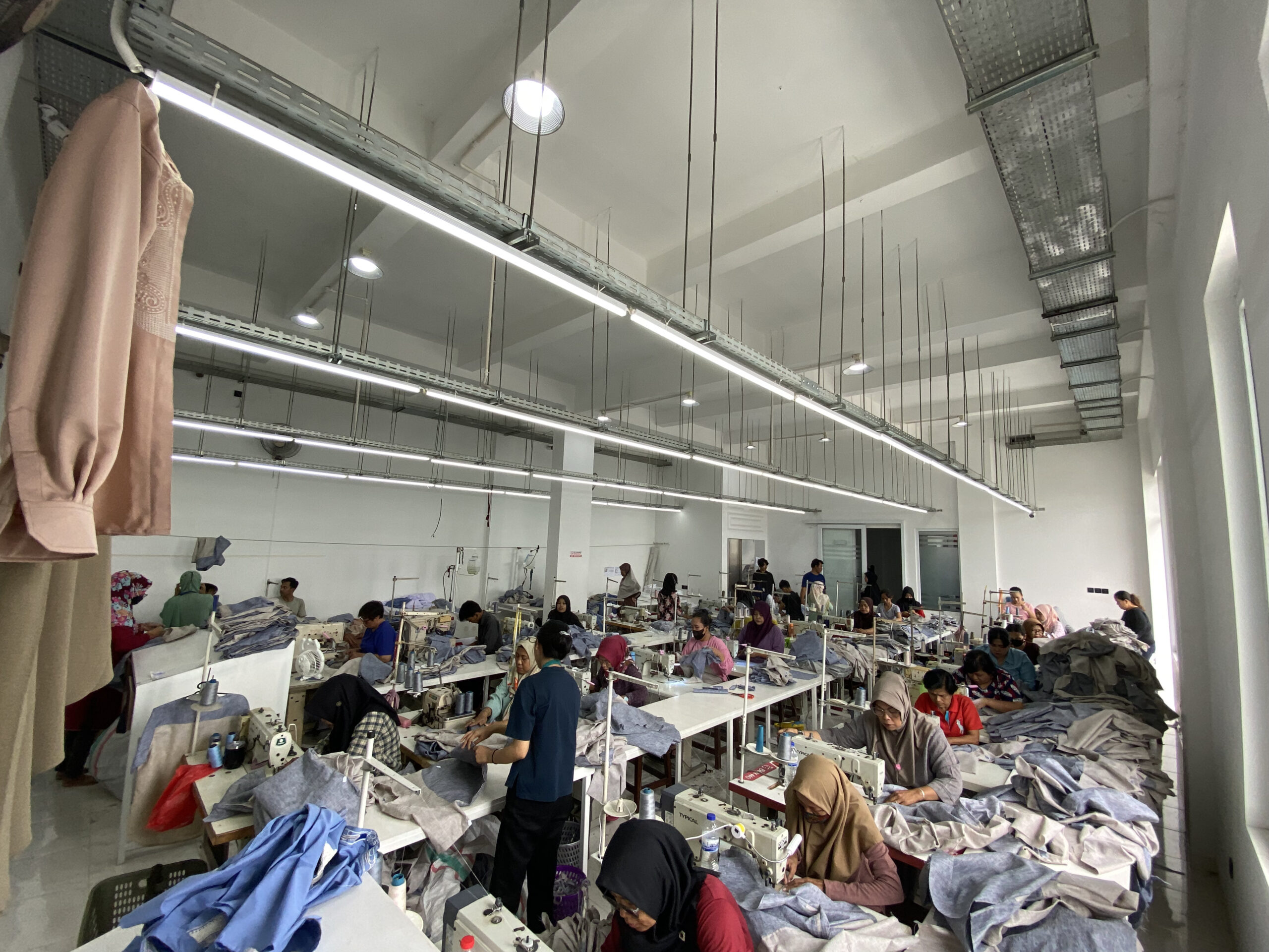 Menangani Retur dan Pengembalian Produk dalam Bisnis Garmen